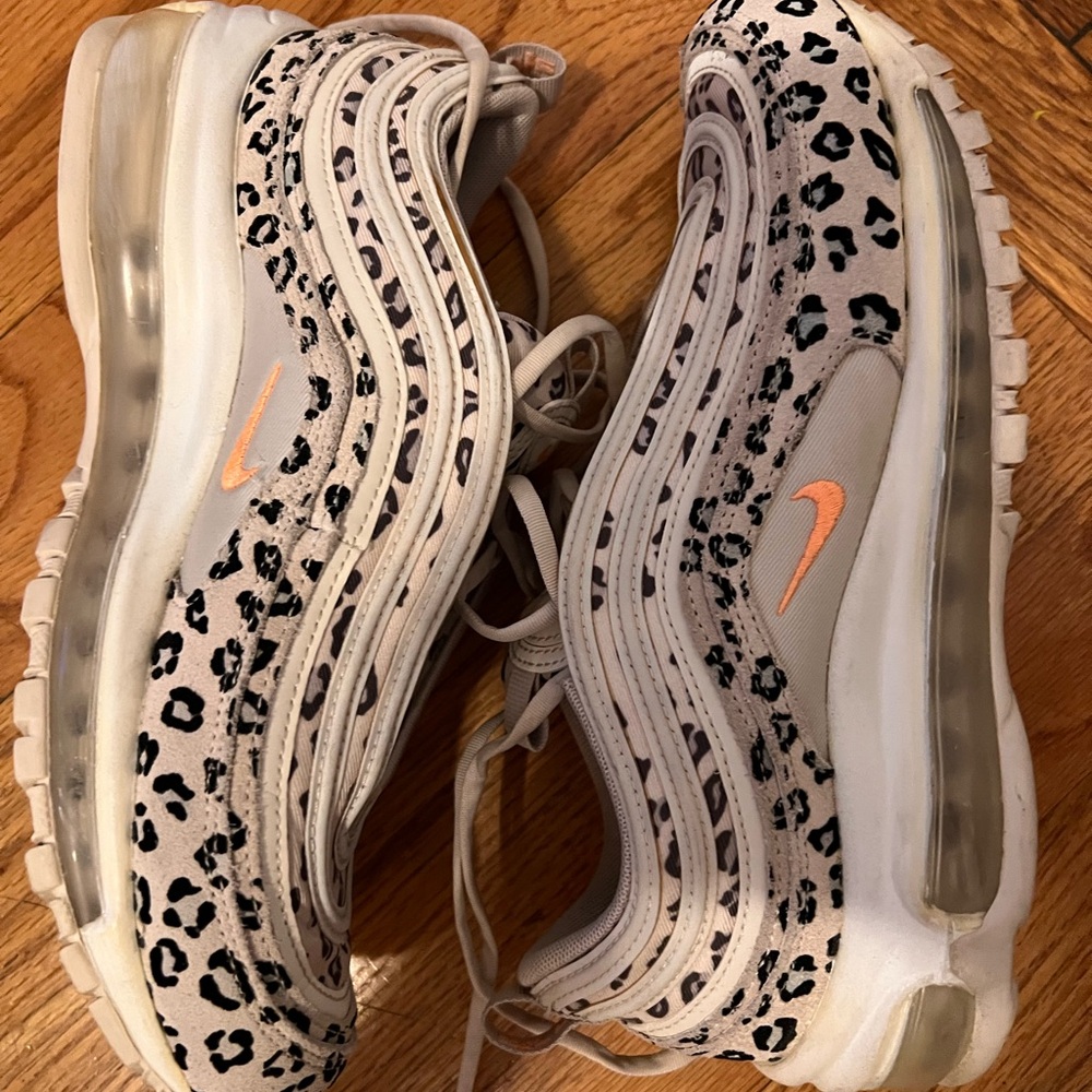 Nike Air Max Leopard Sneakers